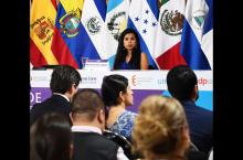 Mensaje del Ministro Presidente de la SCJN, Arturo Zaldívar, en el marco de la Inauguración del XXI Curso de Protección Jurisdiccional de los Derechos de las Niñas, Niños y Adolescente. Acompañado en el presídium por Christian Skoog, Representante de UNIC